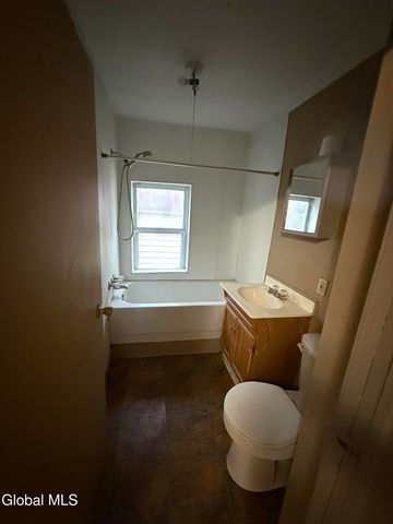 10 E Green Street, Johnstown, NY 12095