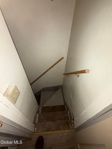 10 E Green Street, Johnstown, NY 12095