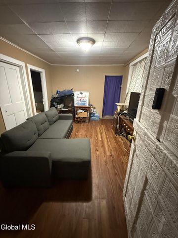 10 E Green Street, Johnstown, NY 12095