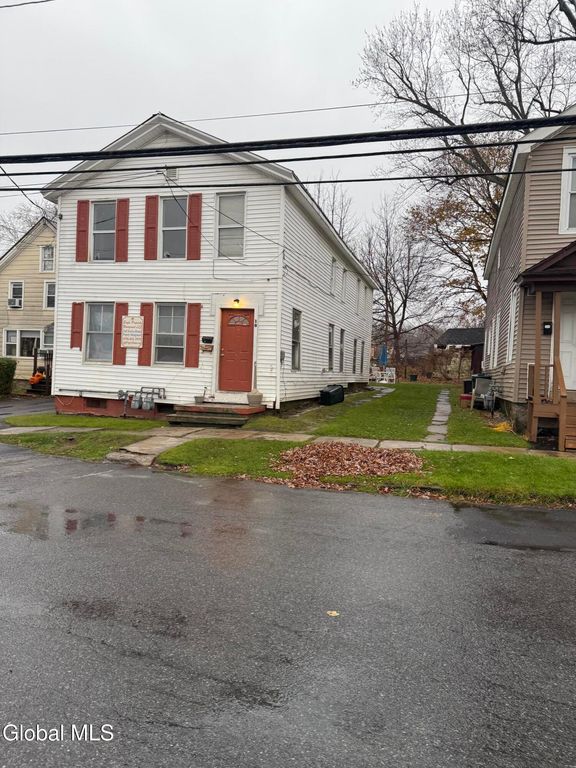 10 E Green Street, Johnstown, NY 12095