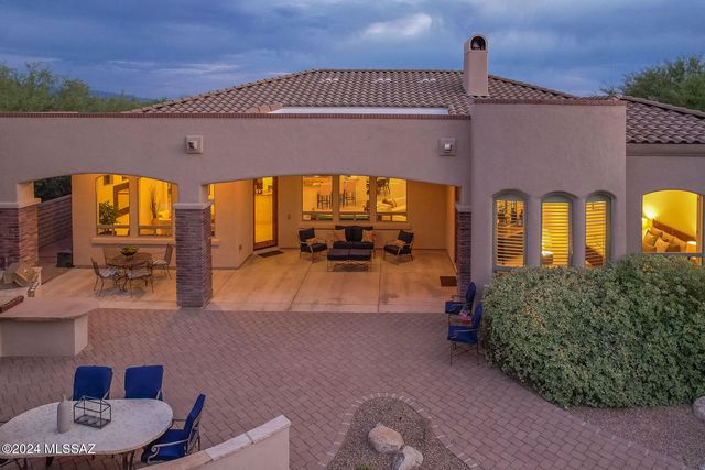 7343 E Autumn Dusk Place, Tucson, AZ 85750