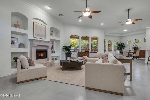 7343 E Autumn Dusk Place, Tucson, AZ 85750