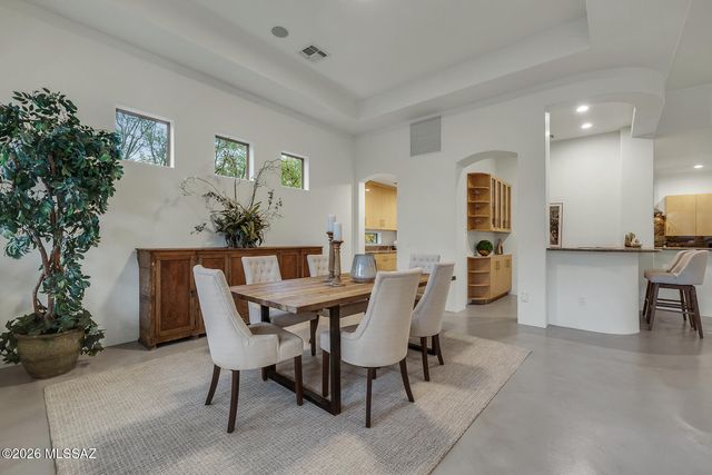 7343 E Autumn Dusk Place, Tucson, AZ 85750