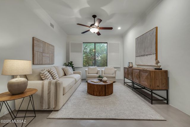 7343 E Autumn Dusk Place, Tucson, AZ 85750