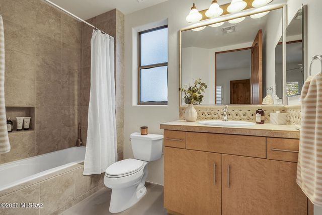 7343 E Autumn Dusk Place, Tucson, AZ 85750