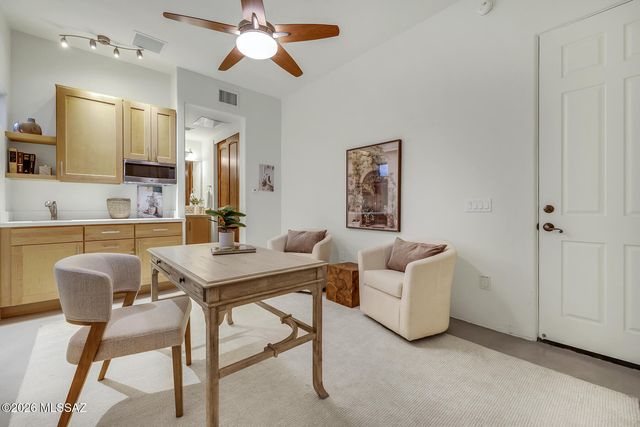 7343 E Autumn Dusk Place, Tucson, AZ 85750
