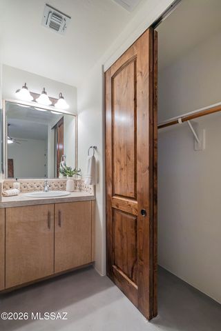 7343 E Autumn Dusk Place, Tucson, AZ 85750