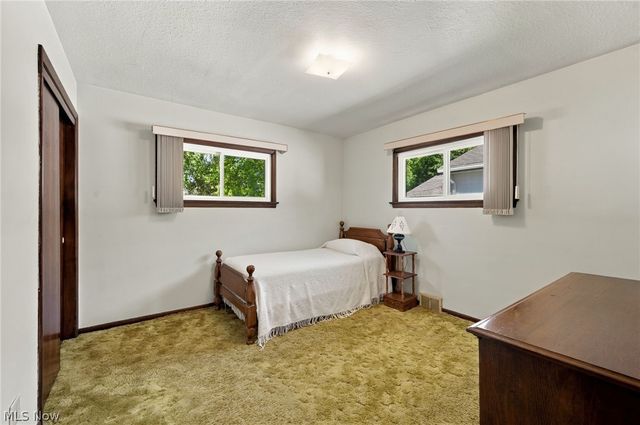 1578 Chelmsford Road, Mayfield Heights, OH 44124