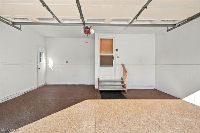1578 Chelmsford Road, Mayfield Heights, OH 44124