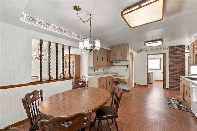 1578 Chelmsford Road, Mayfield Heights, OH 44124