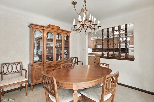 1578 Chelmsford Road, Mayfield Heights, OH 44124
