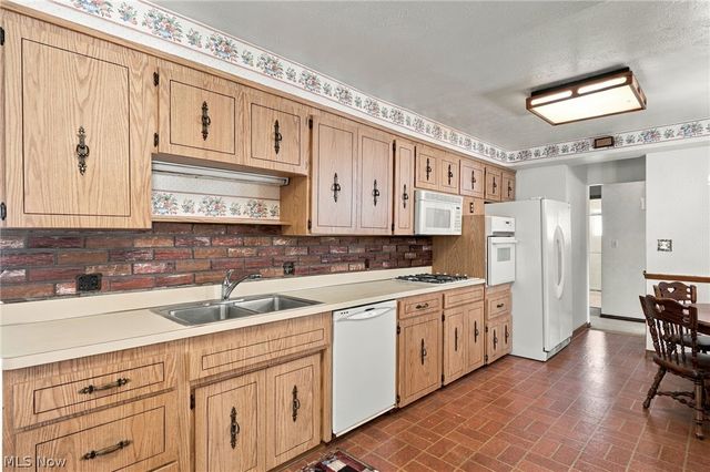 1578 Chelmsford Road, Mayfield Heights, OH 44124