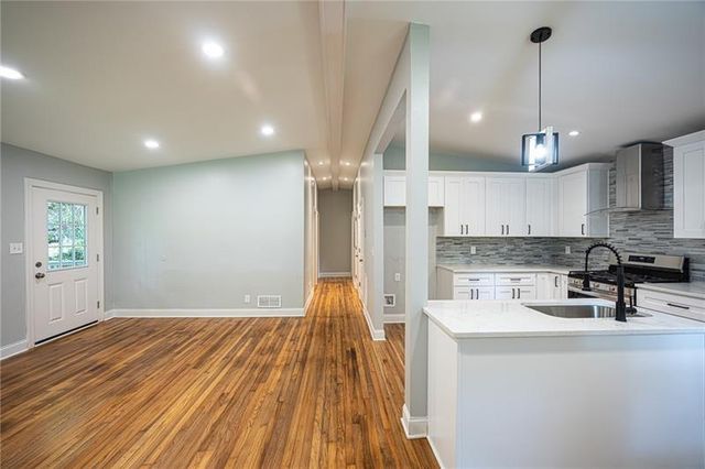 3042 Monterey Drive, Decatur, GA 30032