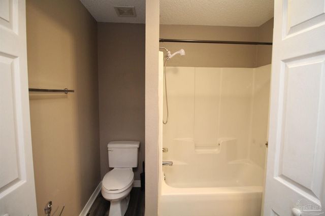 309 Loveland Cir, Pensacola, FL 32526
