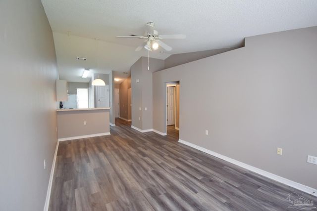 309 Loveland Cir, Pensacola, FL 32526