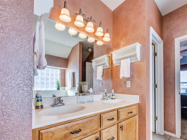 133 SW 132nd Street, Oklahoma City, OK 73170