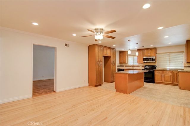 2543 E Locust, Orange, CA 92867