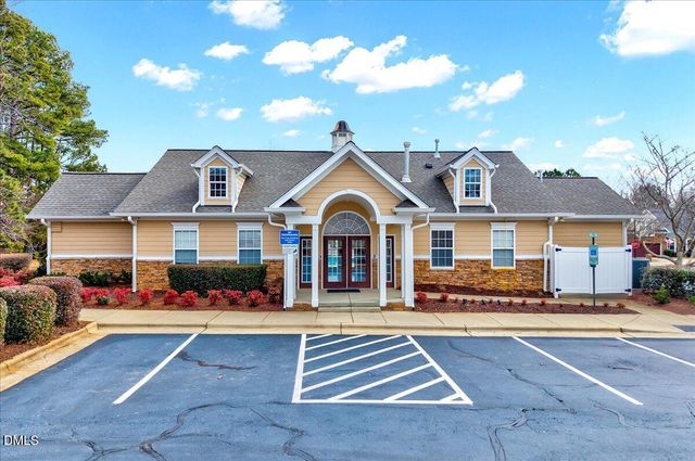 5045 Homeplace Drive, Apex, NC 27539