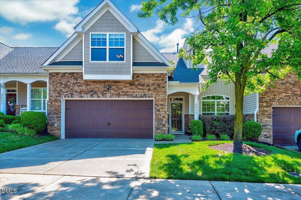 5045 Homeplace Drive, Apex, NC 27539
