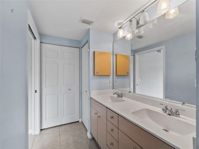 902 ADDINGTON COURT 103, Venice, FL 34293