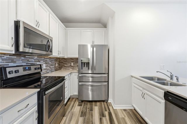 17436 CHATEAU PINE WAY, Clermont, FL 34711