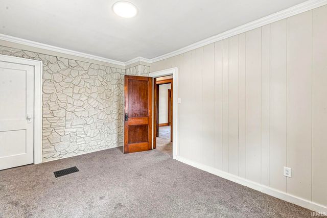 730 S 34th Street, South Bend, IN 46615