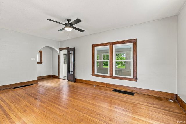 730 S 34th Street, South Bend, IN 46615