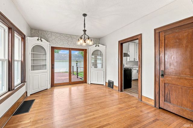 730 S 34th Street, South Bend, IN 46615