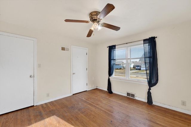 6516 21st AVENUE, Kenosha, WI 53143