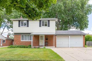 11675 Monsbrook Court, Sterling Heights, MI 48312