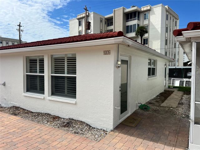 6154 MIDNIGHT PASS ROAD A15, Sarasota, FL 34242