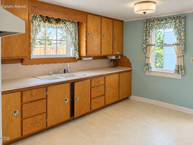 1355 NW Jacksonville Avenue, Bend, OR 97703