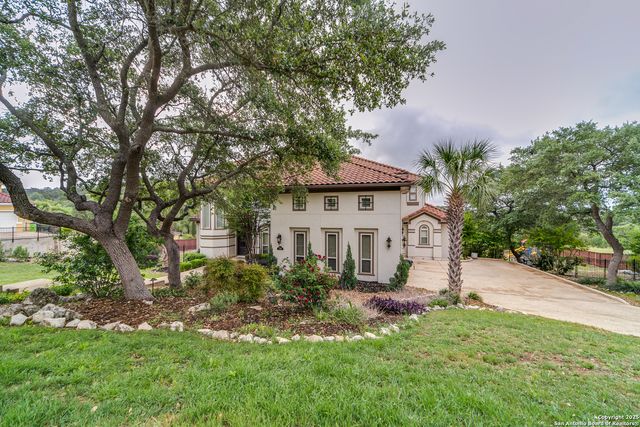 714 Ruidosa Downs, Helotes, TX 78023