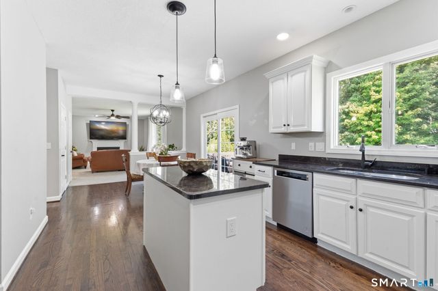 25 Saddle Hill Road, Manchester, CT 06040