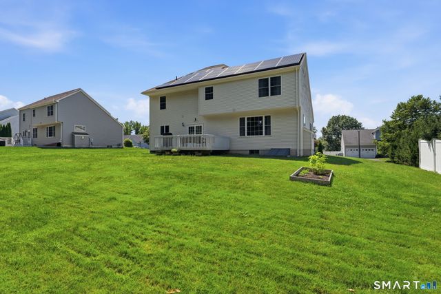 25 Saddle Hill Road, Manchester, CT 06040
