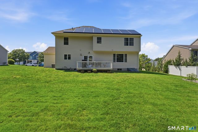 25 Saddle Hill Road, Manchester, CT 06040