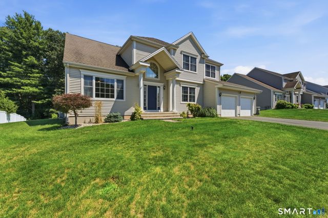 25 Saddle Hill Road, Manchester, CT 06040