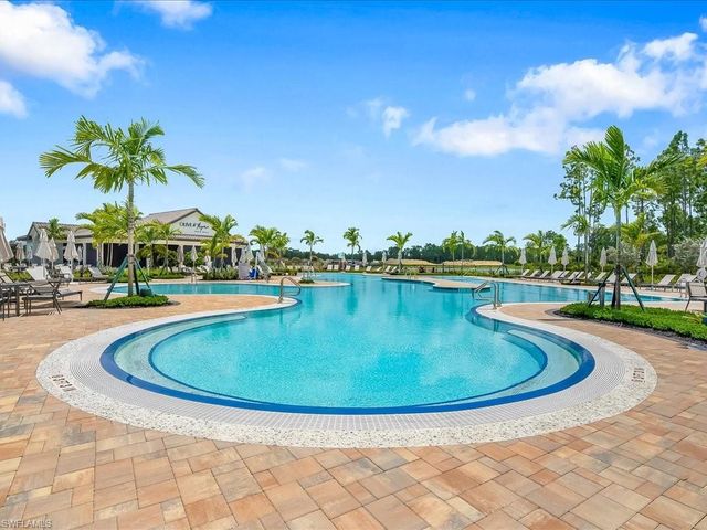 1923 Sierra CT, Naples, FL 34120