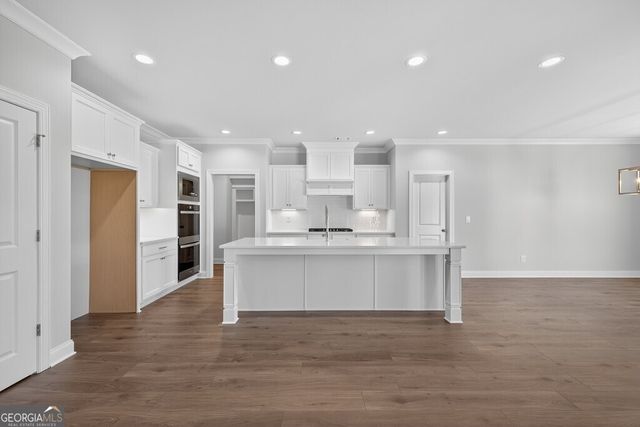 5662 Evelyn Lane, Flowery Branch, GA 30542