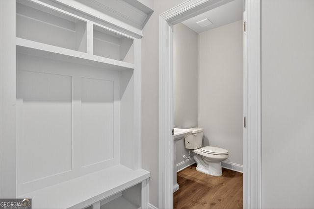 5662 Evelyn Lane, Flowery Branch, GA 30542