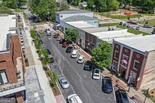 5662 Evelyn Lane, Flowery Branch, GA 30542