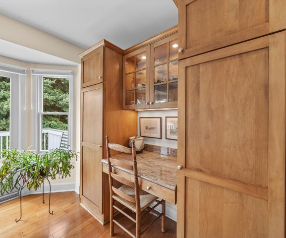 4981 St Annes Court, Ann Arbor, MI 48103