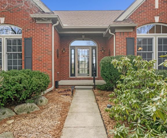 4981 St Annes Court, Ann Arbor, MI 48103