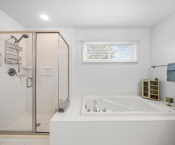 4981 St Annes Court, Ann Arbor, MI 48103