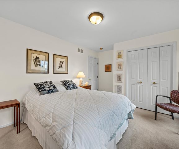 4981 St Annes Court, Ann Arbor, MI 48103