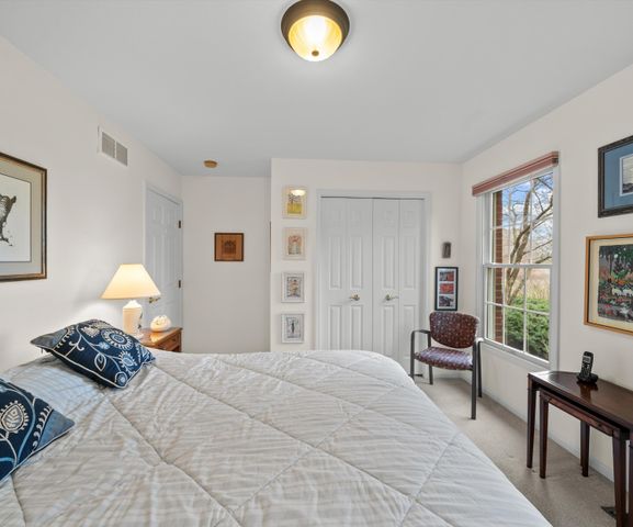 4981 St Annes Court, Ann Arbor, MI 48103