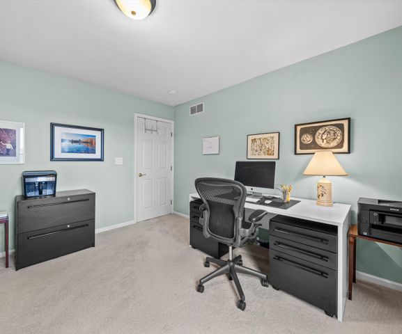 4981 St Annes Court, Ann Arbor, MI 48103