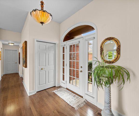 4981 St Annes Court, Ann Arbor, MI 48103