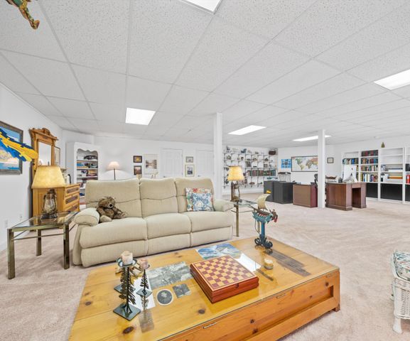 4981 St Annes Court, Ann Arbor, MI 48103