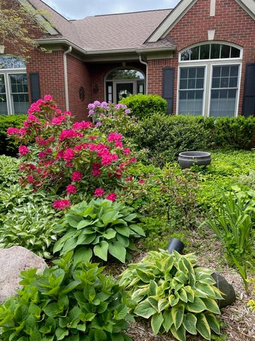 4981 St Annes Court, Ann Arbor, MI 48103